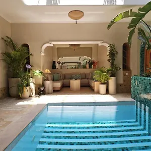 riad-wazani-topaze-spa.marrakeshhotelsmorocco.com/